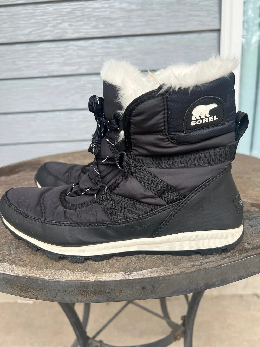 Sorel Whitney Short Lace Waterproof Winter Boots Black Size 9